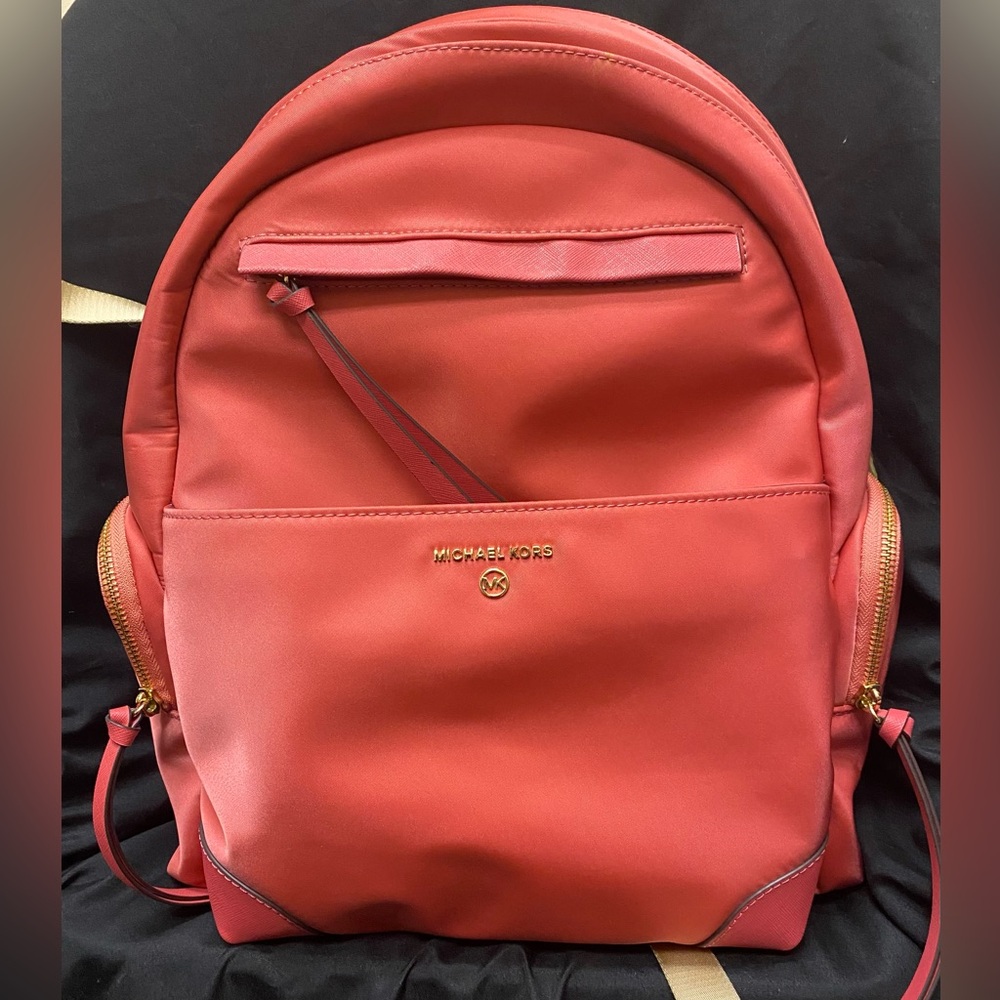 Michael Kors Nylon Prescott Large Backpack. Light Berry Sorbet.
